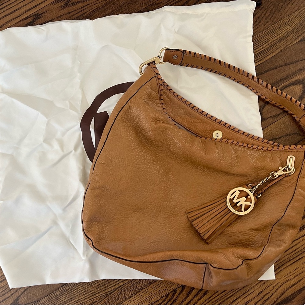 Tan leather Michael Kors shoulder bag